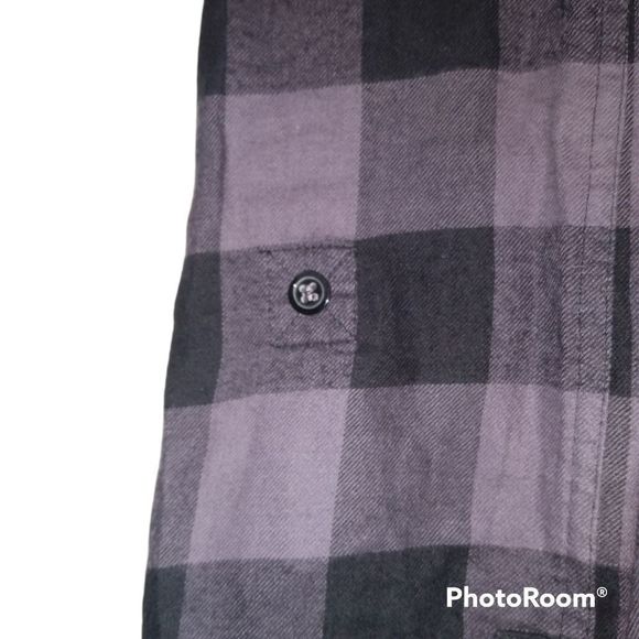 Eliot Purple And Black Button Up Flannel 💜🖤👀 !! - Picture 11 of 11